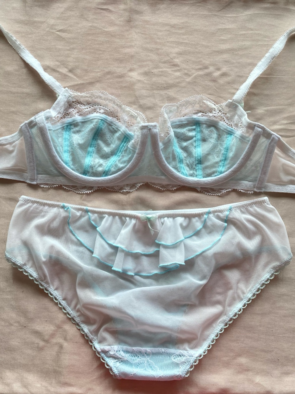 Jezebel Sylvia Unlined Sheer Lace Bra in White/Pale Blue 32B, Cheeky Hipster S - Picture 3 of 7